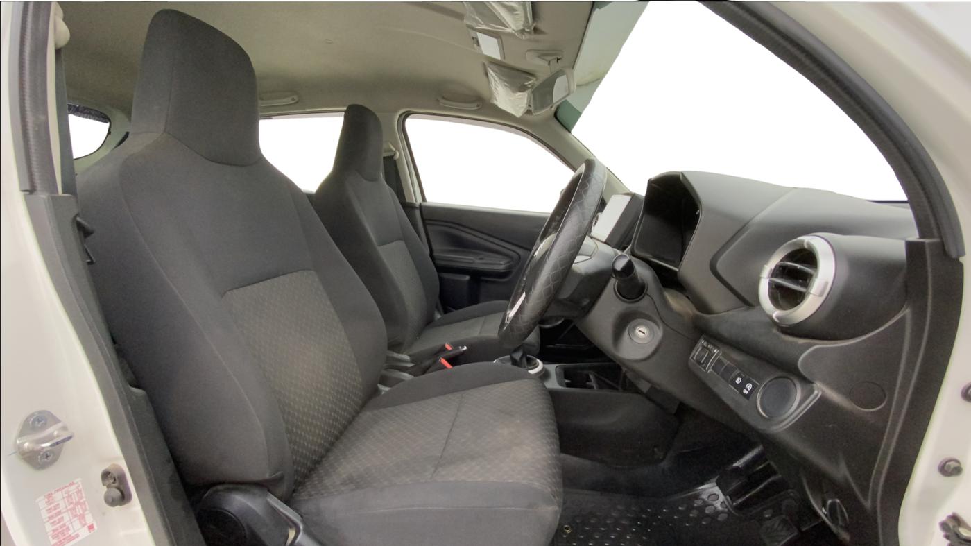 2022 Maruti Celerio ZXI, Petrol, Manual, 44,171 km, Right Side Front Door Cabin