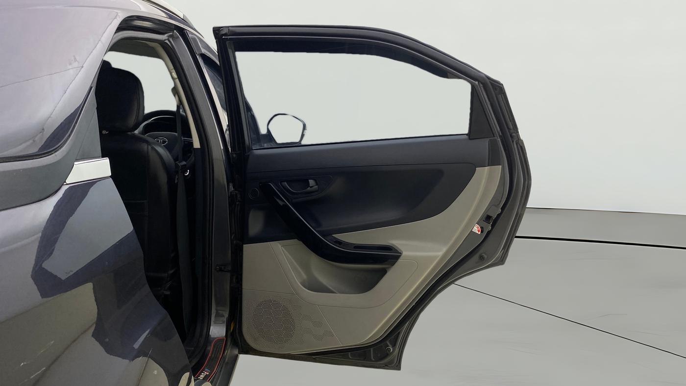 2019 Tata NEXON XM DIESEL, Diesel, Manual, 69,155 km, RHS Rear Door