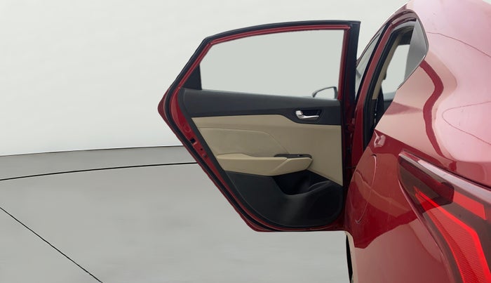 2017 Hyundai Verna 1.6 VTVT SX, Petrol, Manual, 70,826 km, LHS Rear Door