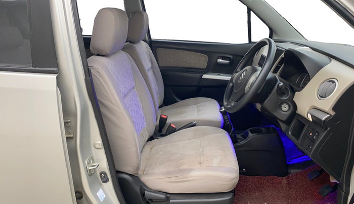 2015 Maruti Wagon R 1.0 VXI, Petrol, Manual, 1,32,558 km, Right Side Front Door Cabin