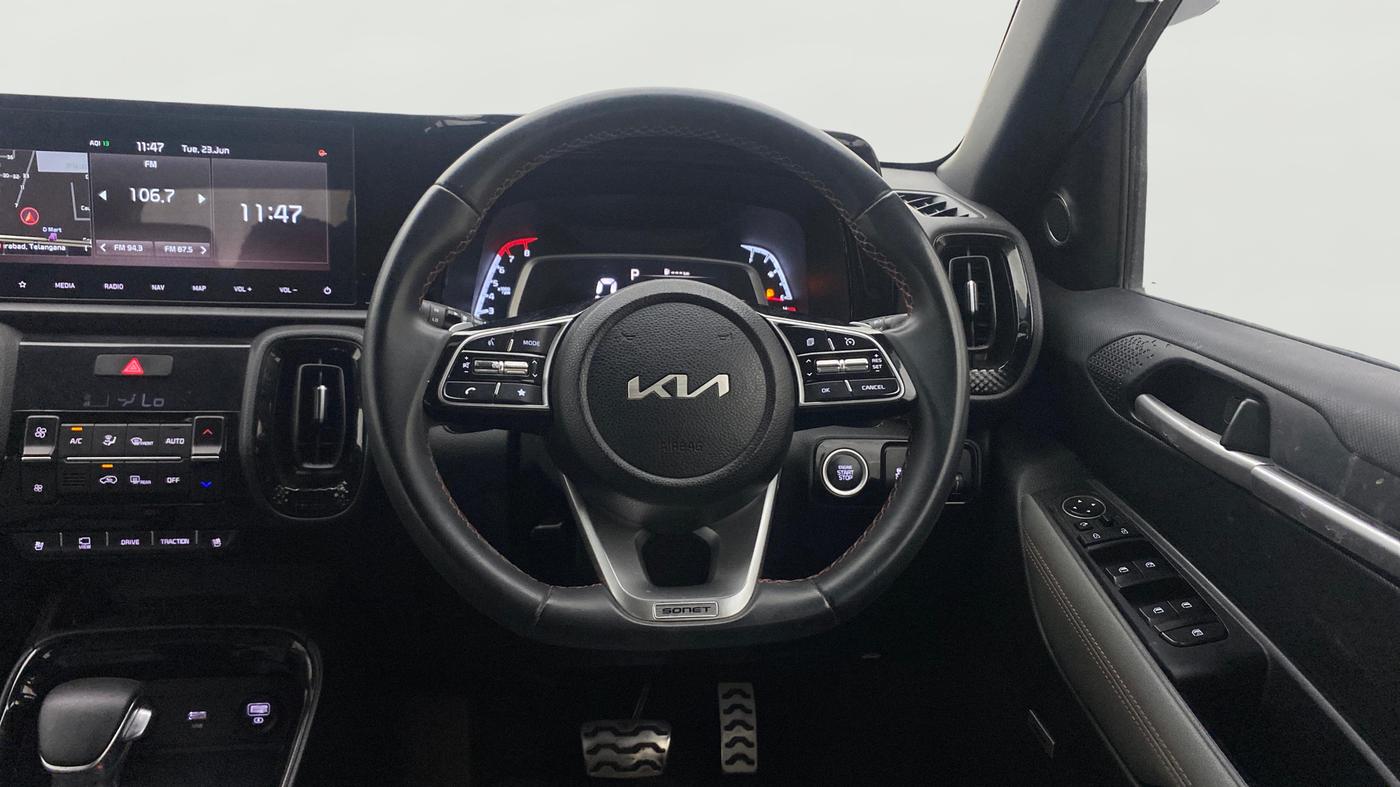 2022 KIA SONET X LINE 1.0 DCT, Petrol, Automatic, 26,636 km, Steering Wheel Close Up