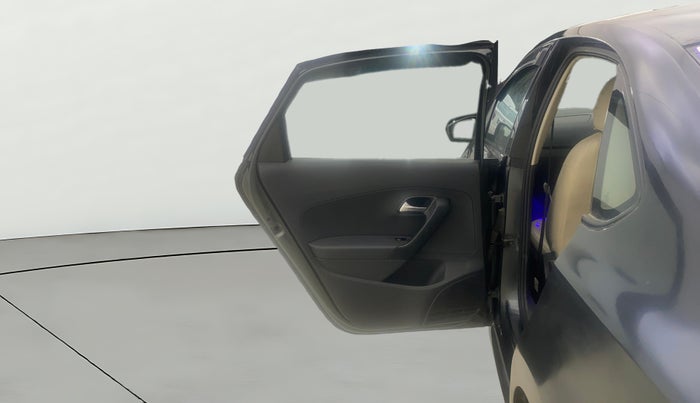 2015 Volkswagen Vento COMFORTLINE 1.6, Petrol, Manual, 45,326 km, LHS Rear Door