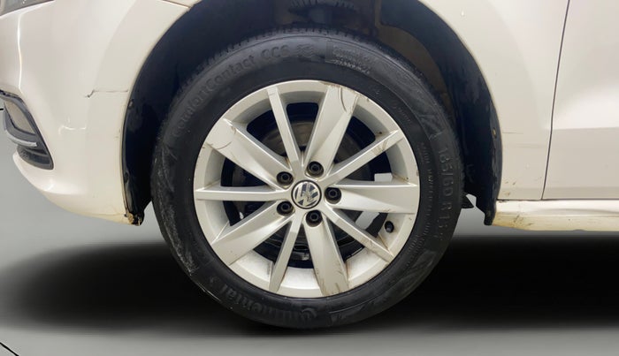 2017 Volkswagen Polo HIGHLINE1.2L, Petrol, Manual, 66,810 km, Left Front Wheel