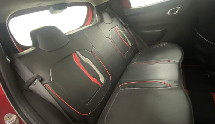 2020 Renault Kwid RXT 1.0 AMT (O), Petrol, Automatic, 50,196 km, Right Side Rear Door Cabin