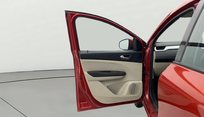 2020 Renault TRIBER RXZ, Petrol, Manual, 24,826 km, LHS Front Door