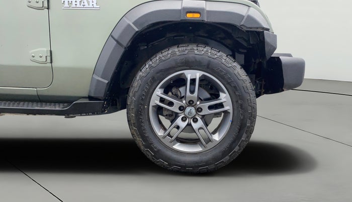 2021 Mahindra Thar LX PETROL HT 4WD AT, Petrol, Automatic, 81,634 km, Right Front Wheel