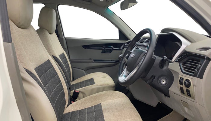 2016 Mahindra Kuv100 K8 5 STR, Petrol, Manual, 24,487 km, Right Side Front Door Cabin