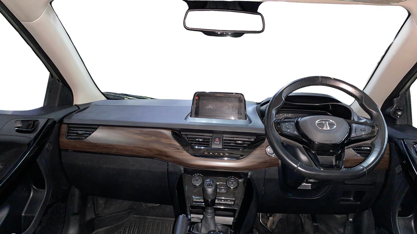2022 Tata NEXON XZ PLUS (PREMIUM) KAZIRANGA DIESEL, Diesel, Manual, 57,219 km, Dashboard