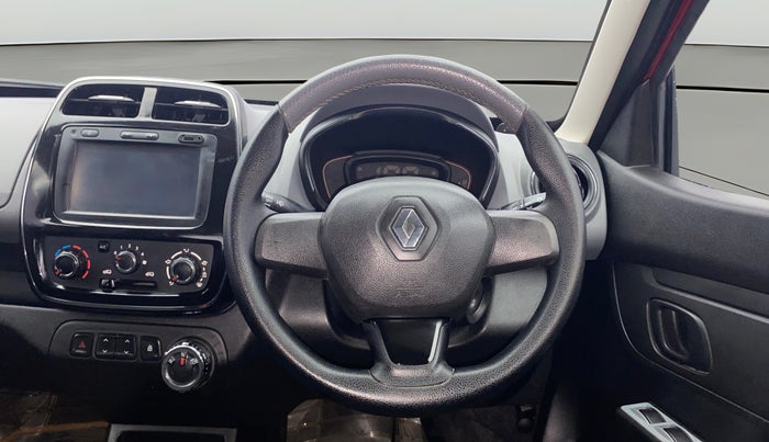 2017 Renault Kwid RXT 1.0 AMT (O), Petrol, Automatic, 21,723 km, Steering Wheel Close Up