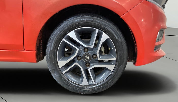 2020 Tata Tiago XZA PLUS PETROL, Petrol, Automatic, 36,825 km, Right Front Wheel