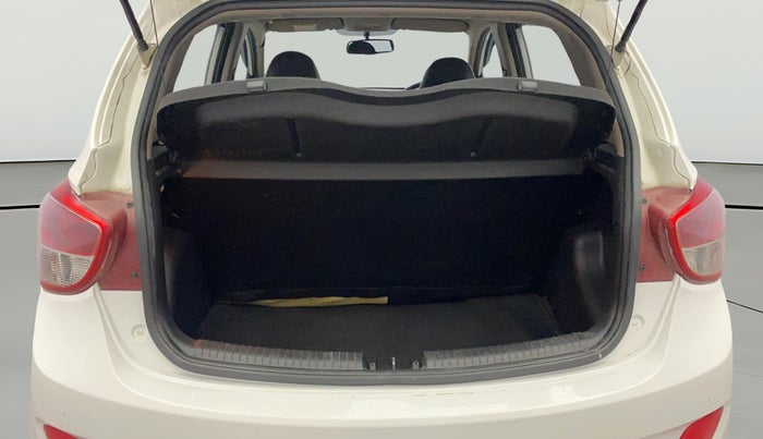 2016 Hyundai Grand i10 ASTA (O) 1.2 KAPPA VTVT, Petrol, Manual, 91,986 km, Boot Open Zoomed View