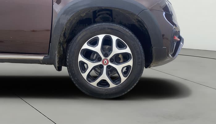 2021 Renault Duster RXZ 1.3 TURBO PETROL MT, Petrol, Manual, 2,544 km, Right Front Wheel