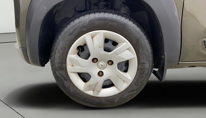2022 Renault Kwid RXT 1.0 (O), Petrol, Manual, 16,531 km, Left Front Wheel