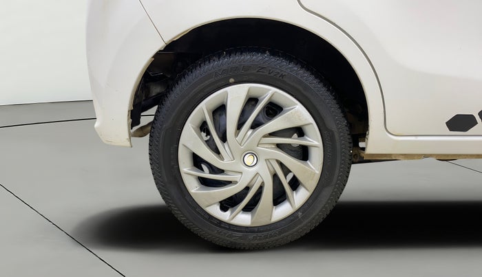 2016 Maruti Alto K10 VXI, CNG, Manual, 27,630 km, Right Rear Wheel