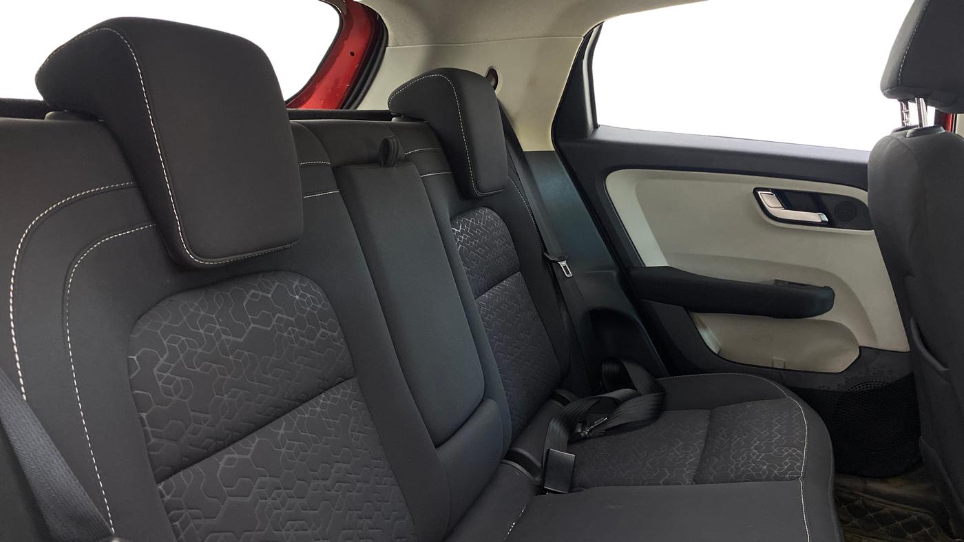 2021 Tata ALTROZ XZ PETROL, Petrol, Manual, 37,218 km, Right Side Rear Door Cabin