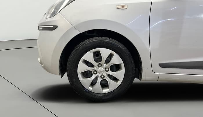 2017 Hyundai Xcent E, Petrol, Manual, 94,858 km, Left Front Wheel