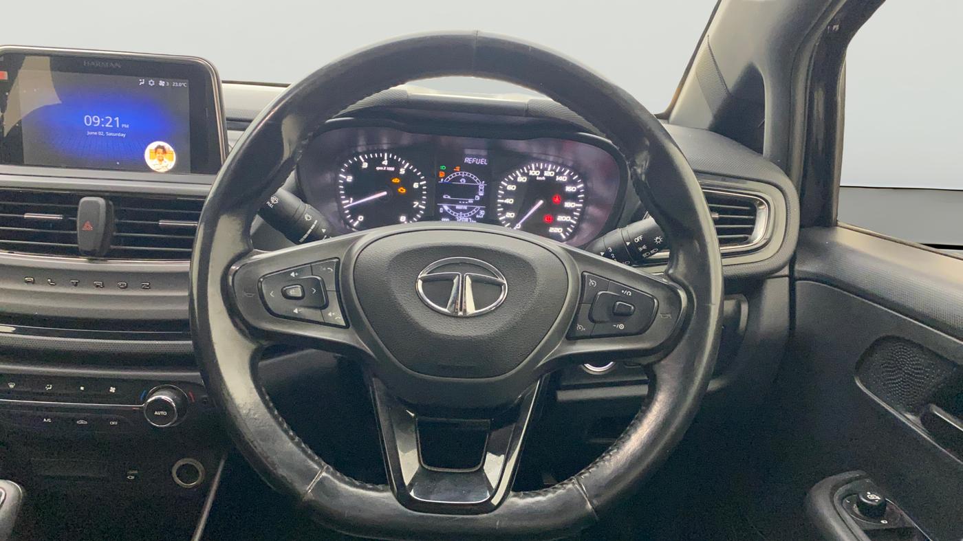2022 Tata ALTROZ XT DIESEL DARK EDITION, Diesel, Manual, 72,176 km, Steering Wheel Close Up