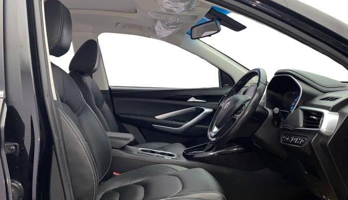 2019 MG HECTOR SHARP 1.5 DCT PETROL, Petrol, Automatic, 71,198 km, Right Side Front Door Cabin