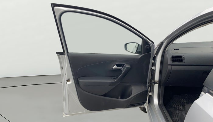 2017 Volkswagen Ameo TRENDLINE 1.2L, Petrol, Manual, 80,212 km, LHS Front Door