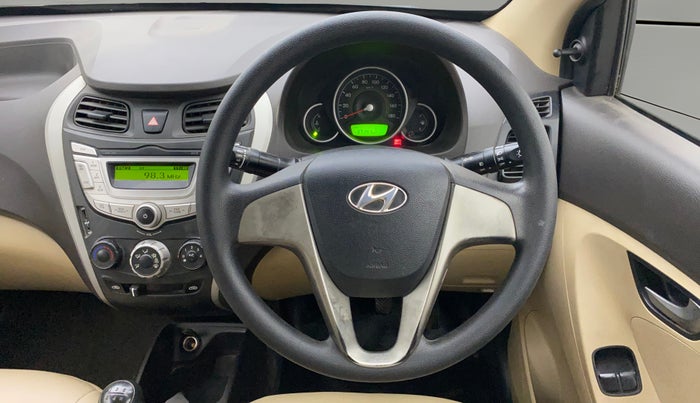 2017 Hyundai Eon SPORTZ, Petrol, Manual, 37,099 km, Steering Wheel Close Up