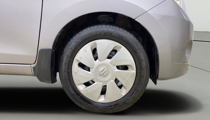 2015 Maruti Celerio VXI CNG, CNG, Manual, 50,251 km, Right Front Wheel