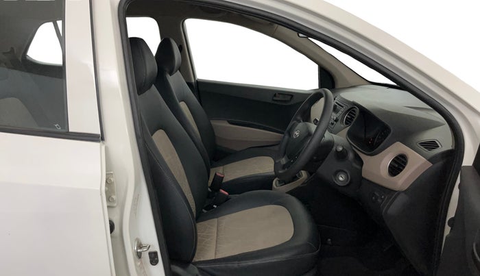 2015 Hyundai Grand i10 MAGNA 1.2 KAPPA VTVT, CNG, Manual, 42,114 km, Right Side Front Door Cabin