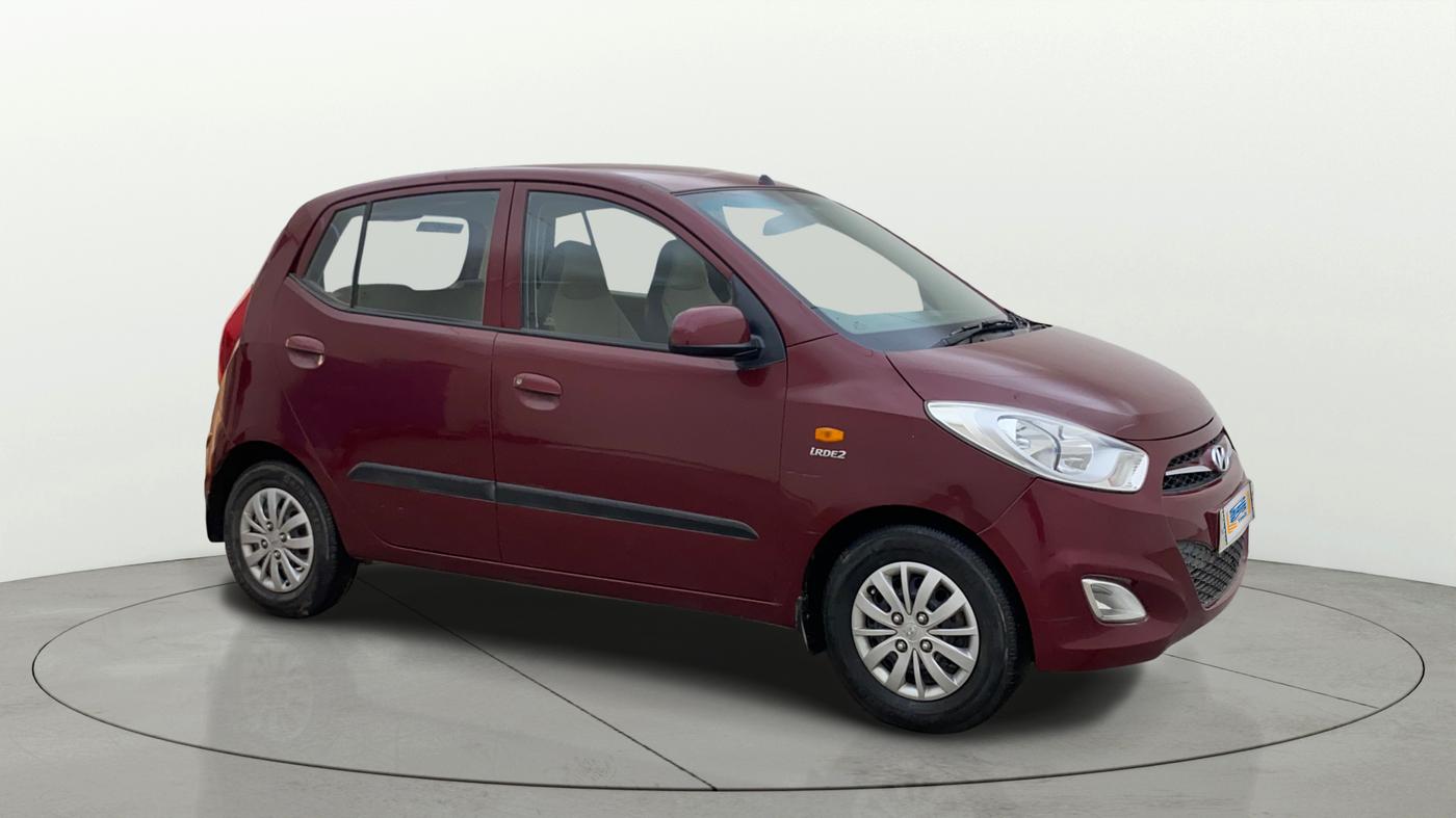 2015 Hyundai i10 SPORTZ 1.1, Petrol, Manual, 76,879 km, SRP