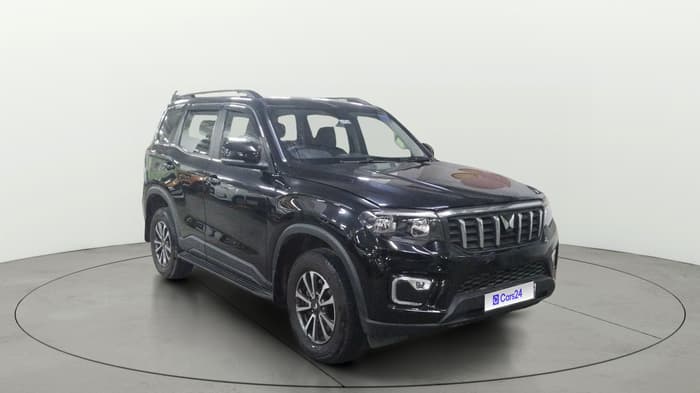 2025 Mahindra SCORPIO-N Z4 PETROL MT 7 STR (E), Petrol, Manual, 6,279 km, Right Front Diagonal