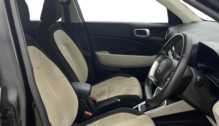 2022 Hyundai VENUE SX 1.2 PETROL, Petrol, Manual, 69,391 km, Right Side Front Door Cabin