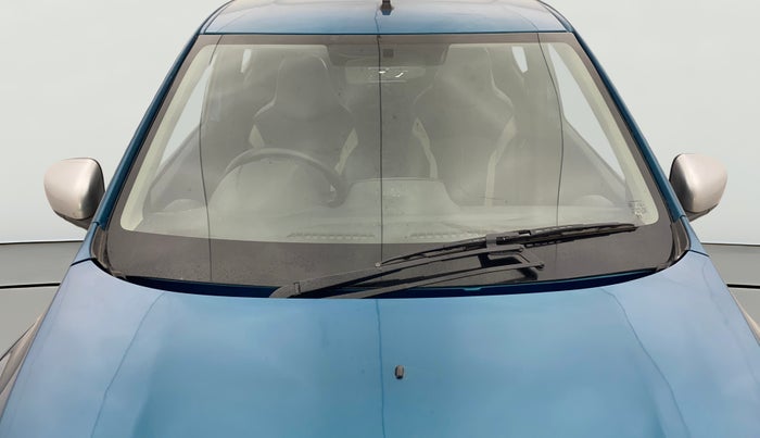 2022 Renault Kwid RXT 1.0 AMT, Petrol, Automatic, 18,072 km, Front Windshield