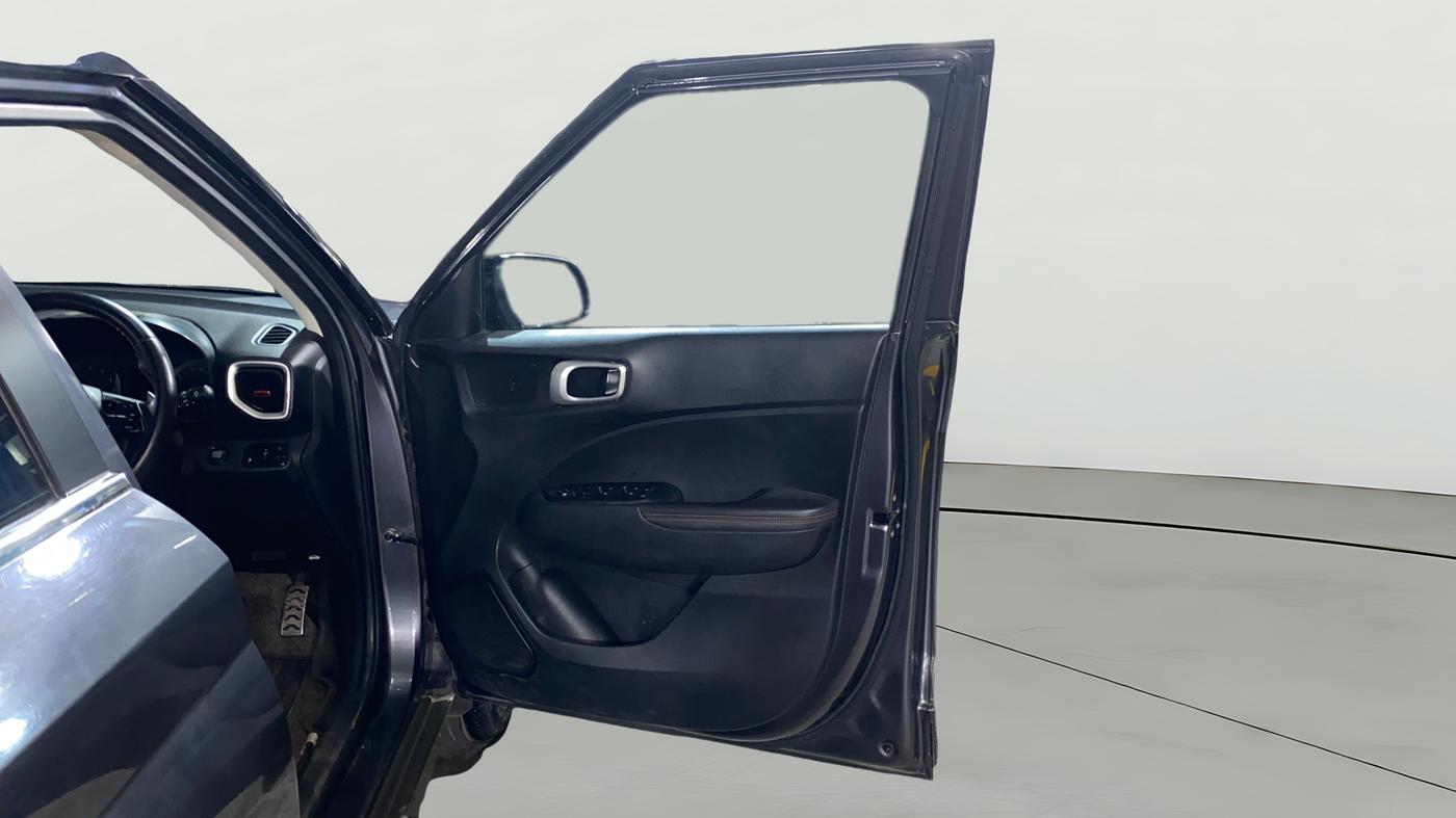 2021 Hyundai VENUE SX PLUS 1.0 TURBO DCT DUAL TONE, Petrol, Automatic, 38,578 km, RHS Front Door