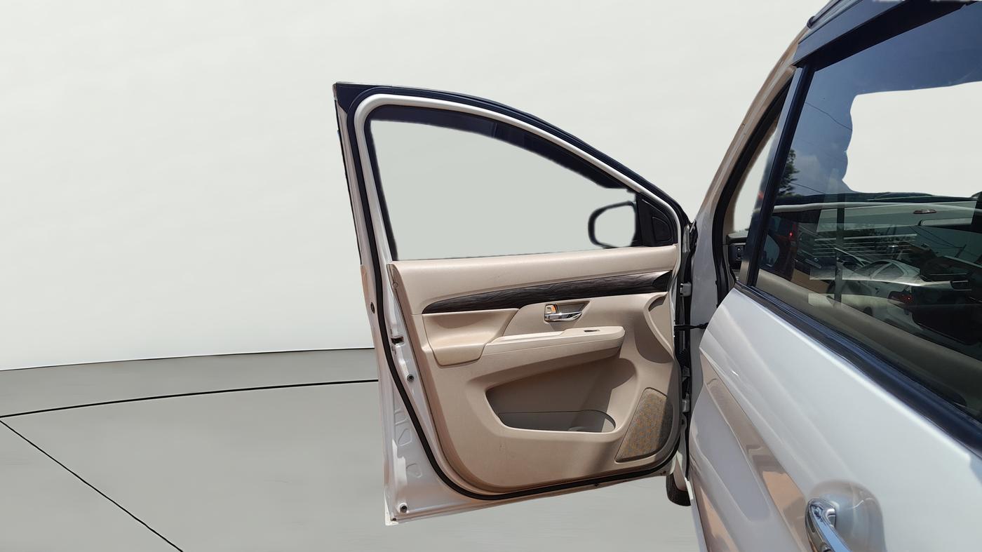 2020 Maruti Ertiga ZXI SHVS, Petrol, Manual, 44,147 km, LHS Front Door