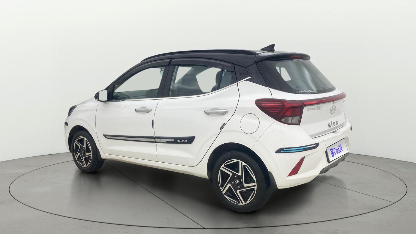 2023 Hyundai GRAND I10 NIOS SPORTZ 1.2 KAPPA VTVT DUAL TONE, Petrol, Manual, 24,438 km, Left Back Diagonal