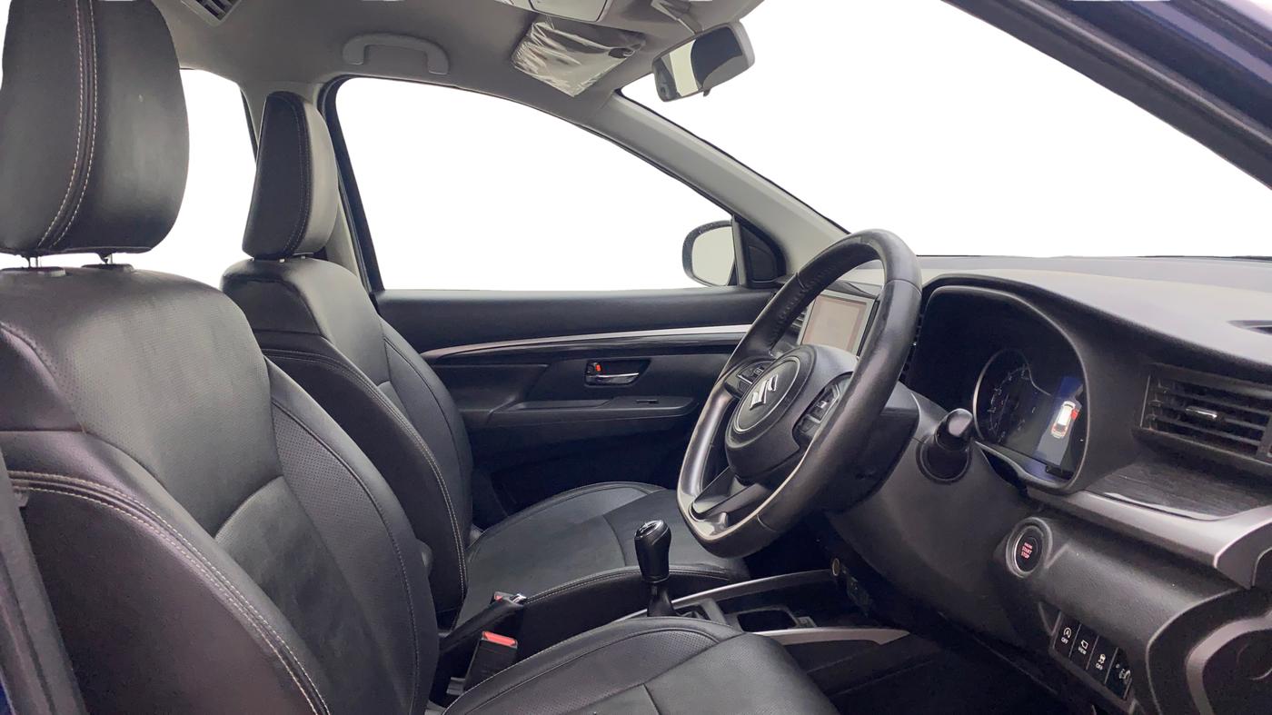 2022 Maruti XL6 ALPHA PLUS MT, Petrol, Manual, 43,138 km, Right Side Front Door Cabin