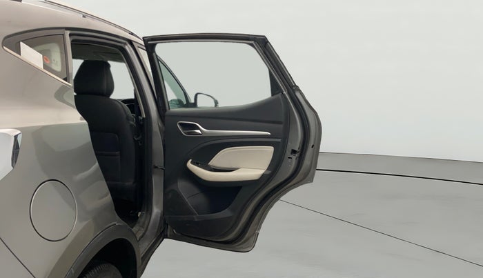 2022 MG ASTOR SHARP 1.5 CVT, Petrol, Automatic, 20,971 km, RHS Rear Door