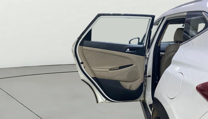 2018 Hyundai Tucson GLS 4WD AT DIESEL, Diesel, Automatic, 1,28,073 km, LHS Rear Door