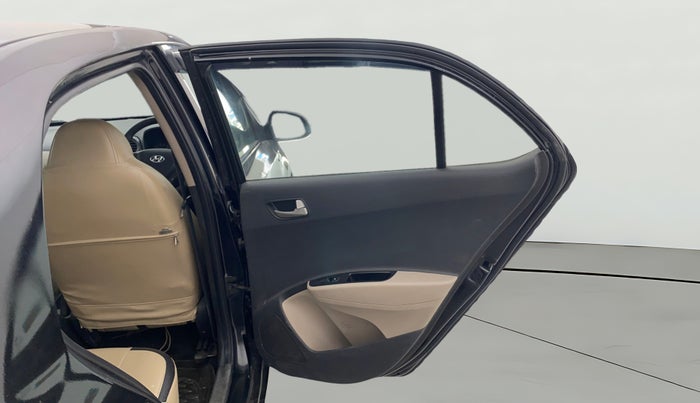 2014 Hyundai Xcent S 1.1 CRDI, Diesel, Manual, 1,19,879 km, RHS Rear Door