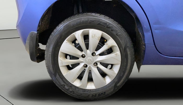 2017 Maruti Baleno DELTA PETROL 1.2, Petrol, Manual, 92,882 km, Right Rear Wheel