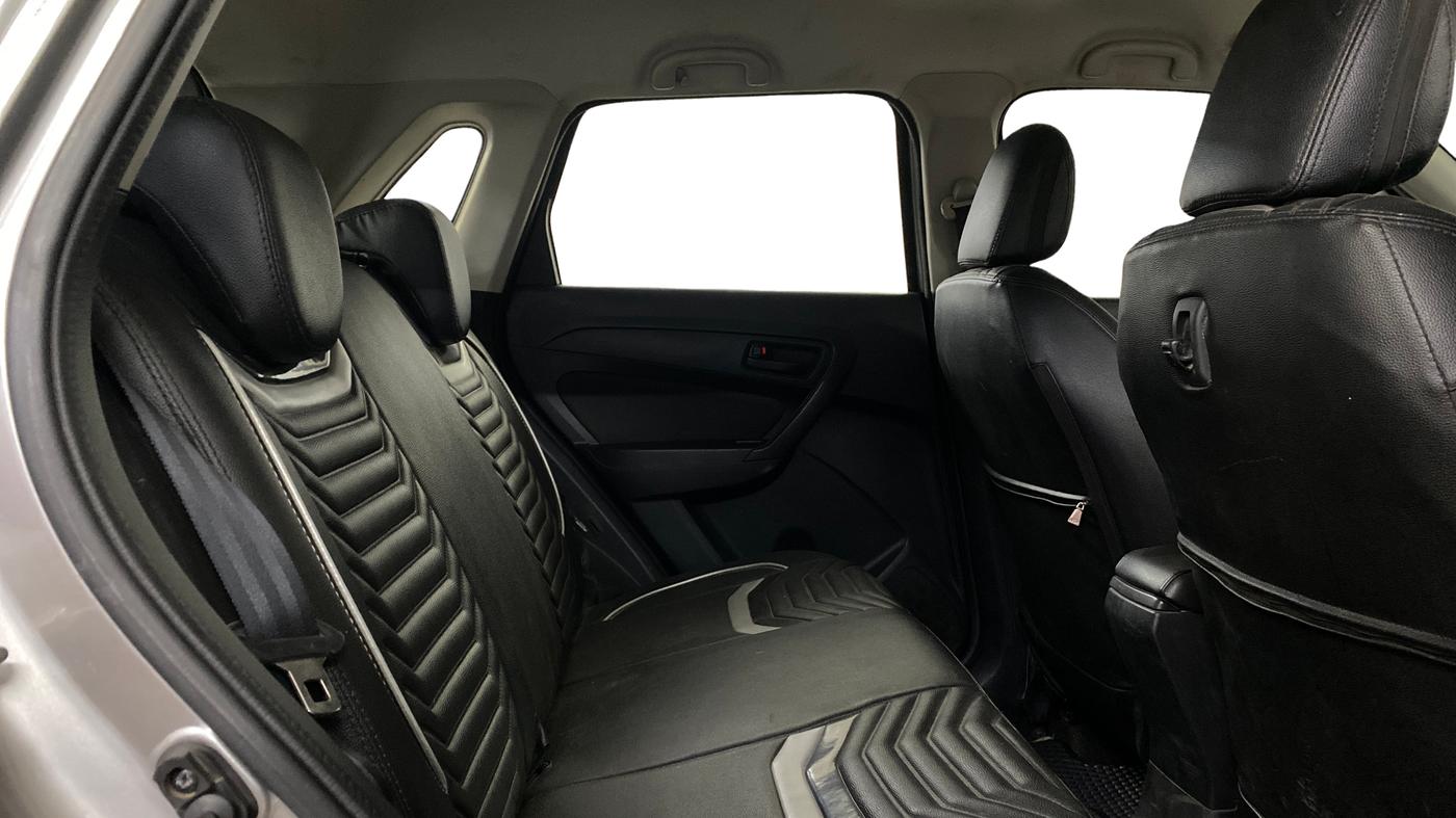 2021 Maruti Vitara Brezza VXI, CNG, Manual, 57,443 km, Right Side Rear Door Cabin