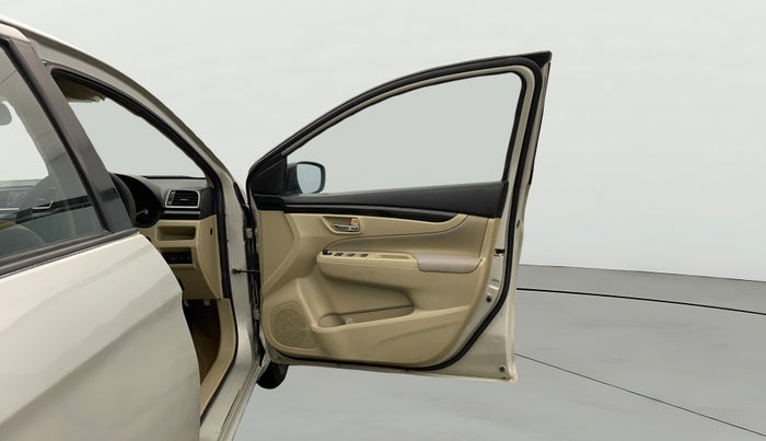 2017 Maruti Ciaz ZETA 1.4  AT PETROL, Petrol, Automatic, 48,006 km, RHS Front Door