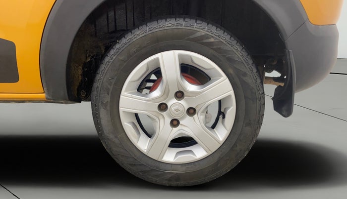 2019 Renault TRIBER RXZ, Petrol, Manual, 63,485 km, Left Rear Wheel