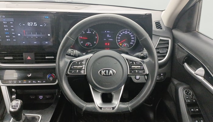 2021 KIA SELTOS HTX ANNIVERSARY EDITION 1.5 DIESEL, Diesel, Manual, 1,15,492 km, Steering Wheel Close Up