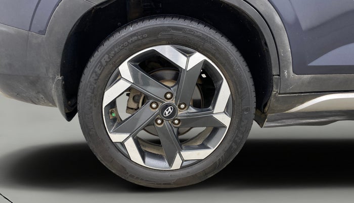 2022 Hyundai ALCAZAR 2.0 SIGNATURE MT 6STR, Petrol, Manual, 1,27,372 km, Right Rear Wheel