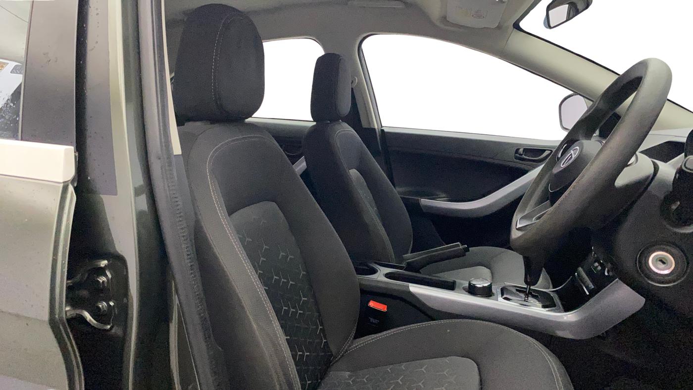 2023 Tata NEXON XMA PETROL, Petrol, Automatic, 30,868 km, Right Side Front Door Cabin