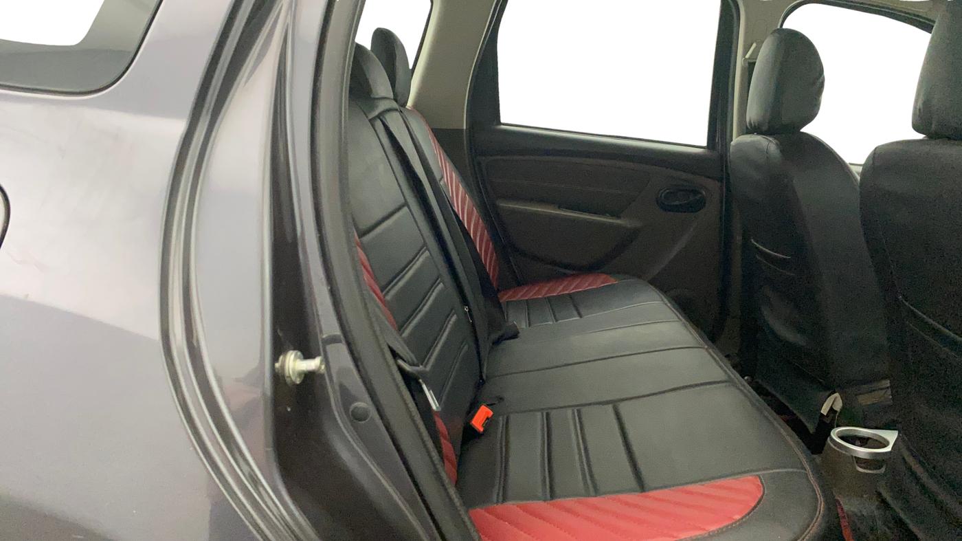 2019 Renault Duster 85 PS RXS MT DIESEL, Diesel, Manual, 72,856 km, Right Side Rear Door Cabin
