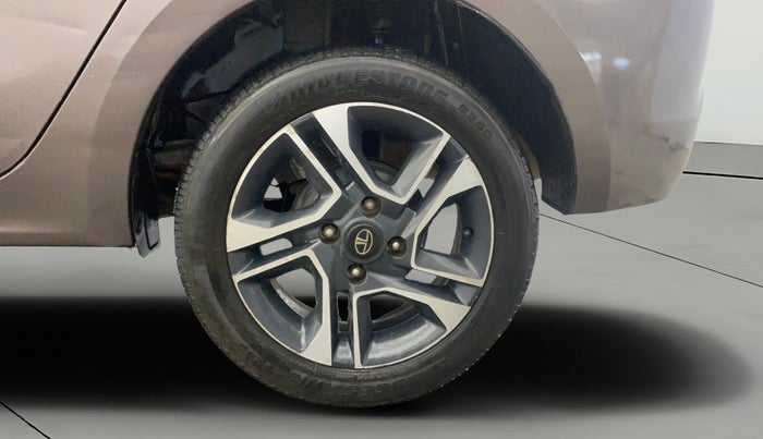 2017 Tata TIGOR XZ PETROL, Petrol, Manual, 29,435 km, Left Rear Wheel