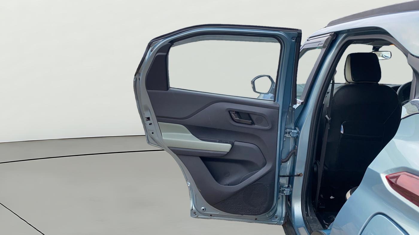 2023 Tata PUNCH ADVENTURE AMT, CNG, Automatic, 26,328 km, LHS Rear Door