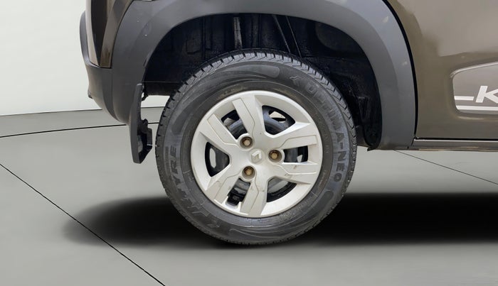 2019 Renault Kwid RXT 1.0 AMT (O), Petrol, Automatic, 21,150 km, Right Rear Wheel