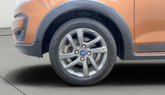 2020 Ford FREESTYLE TITANIUM PLUS 1.2 PETROL, Petrol, Manual, 1,17,947 km, Left Front Wheel