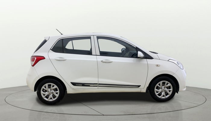 2018 Hyundai Grand i10 MAGNA 1.2 KAPPA VTVT, Petrol, Manual, 44,219 km, Right Side View